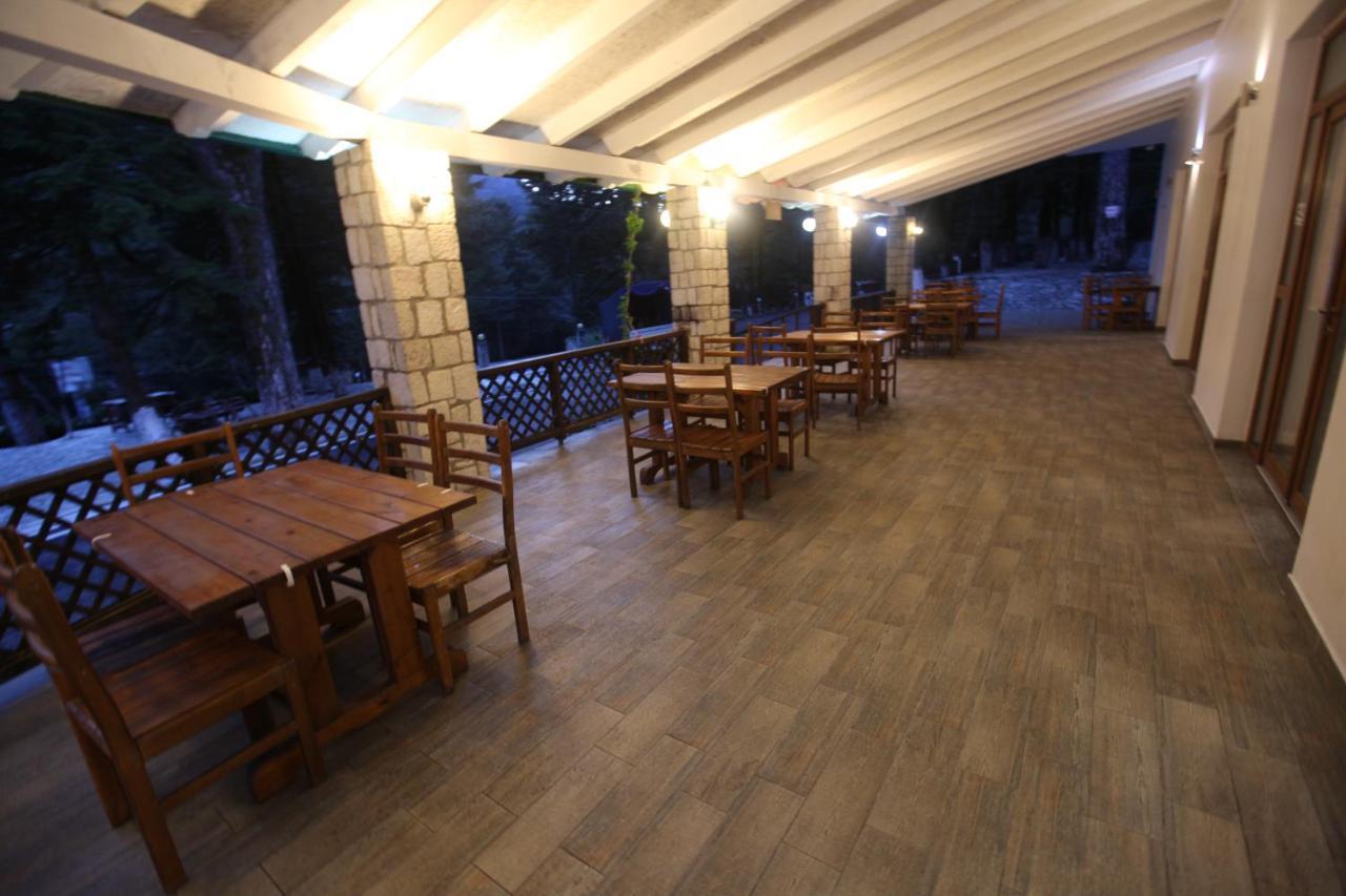 Bujtina Uji I Panjes, Log Cabins Dukat 外观 照片